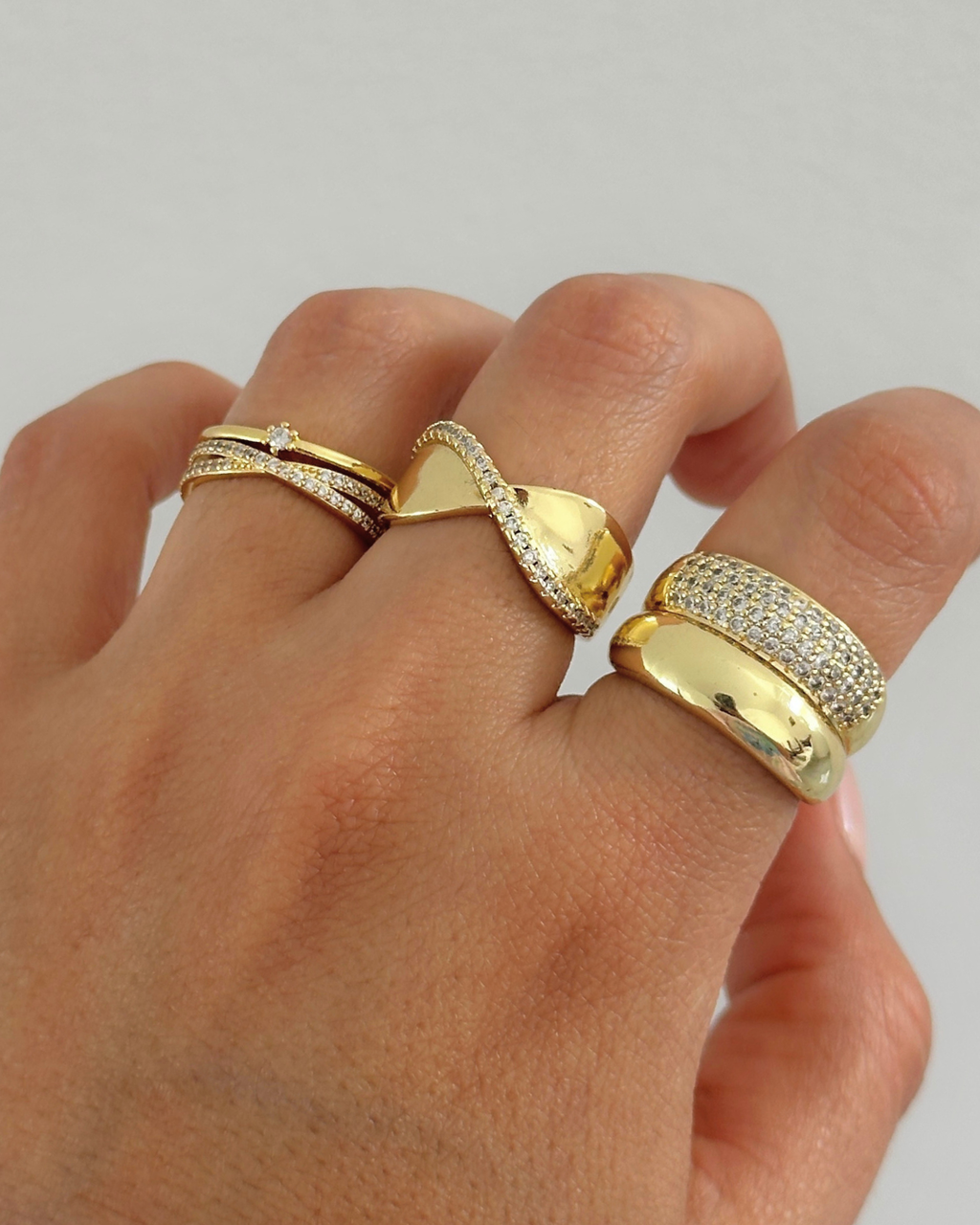 Anillo Laila