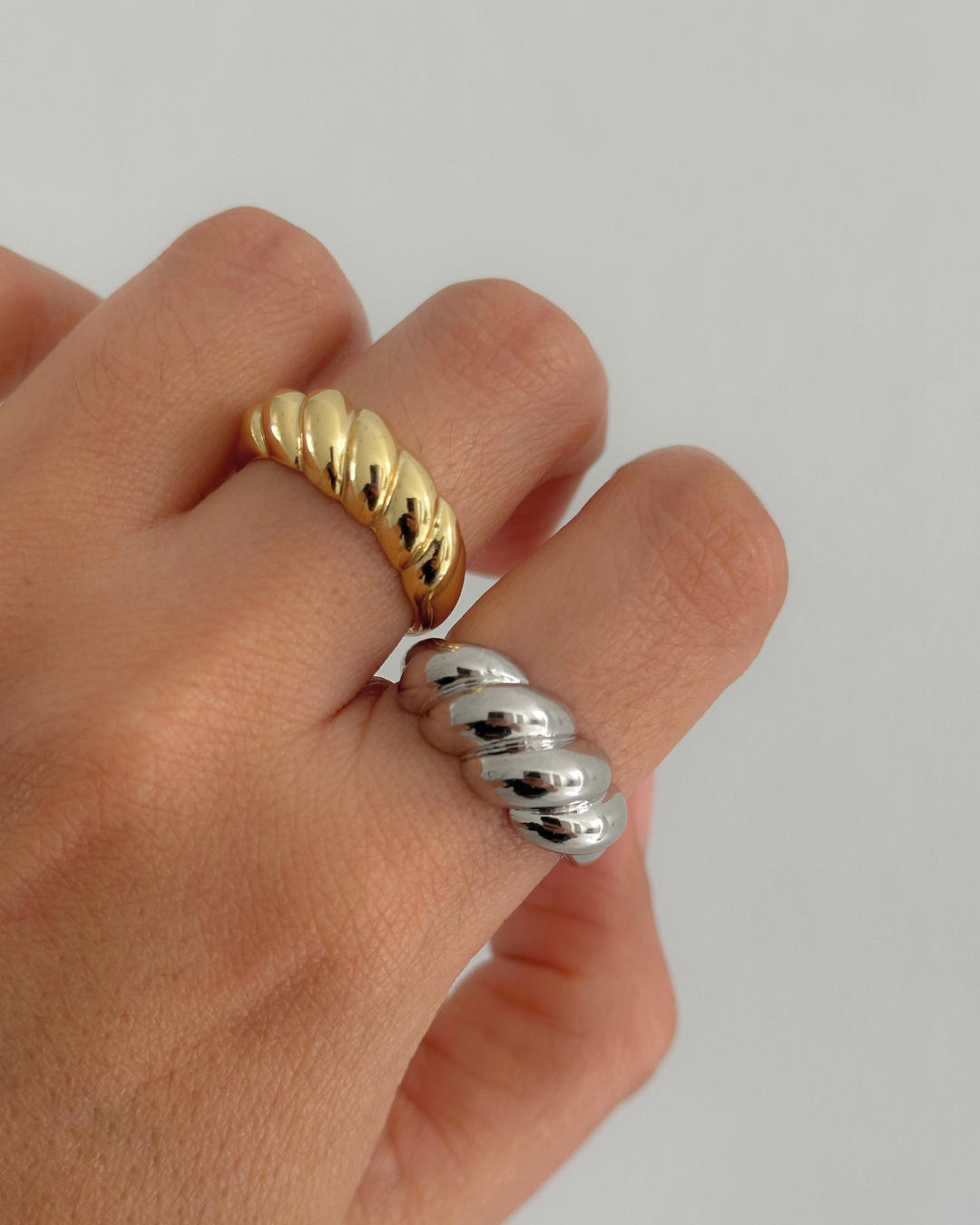 Anillo Gold Twist