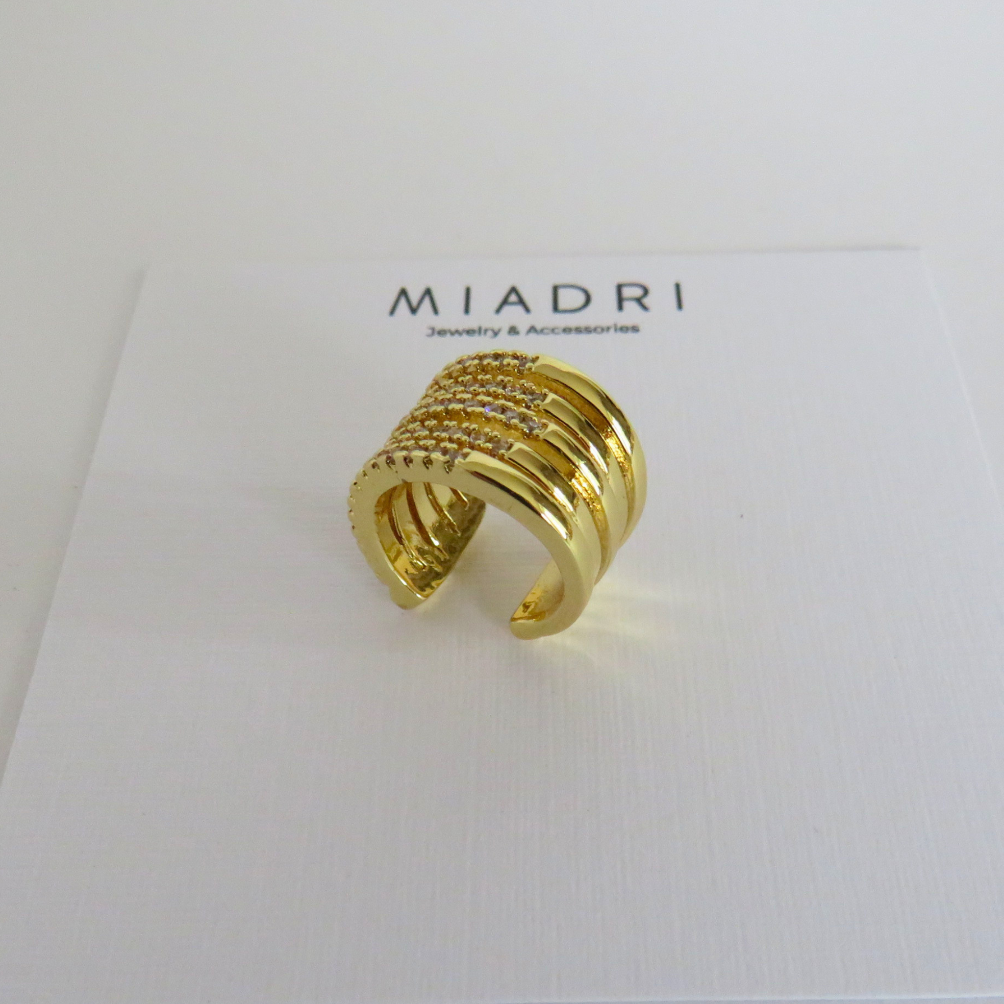Ear cuff - Gold shine
