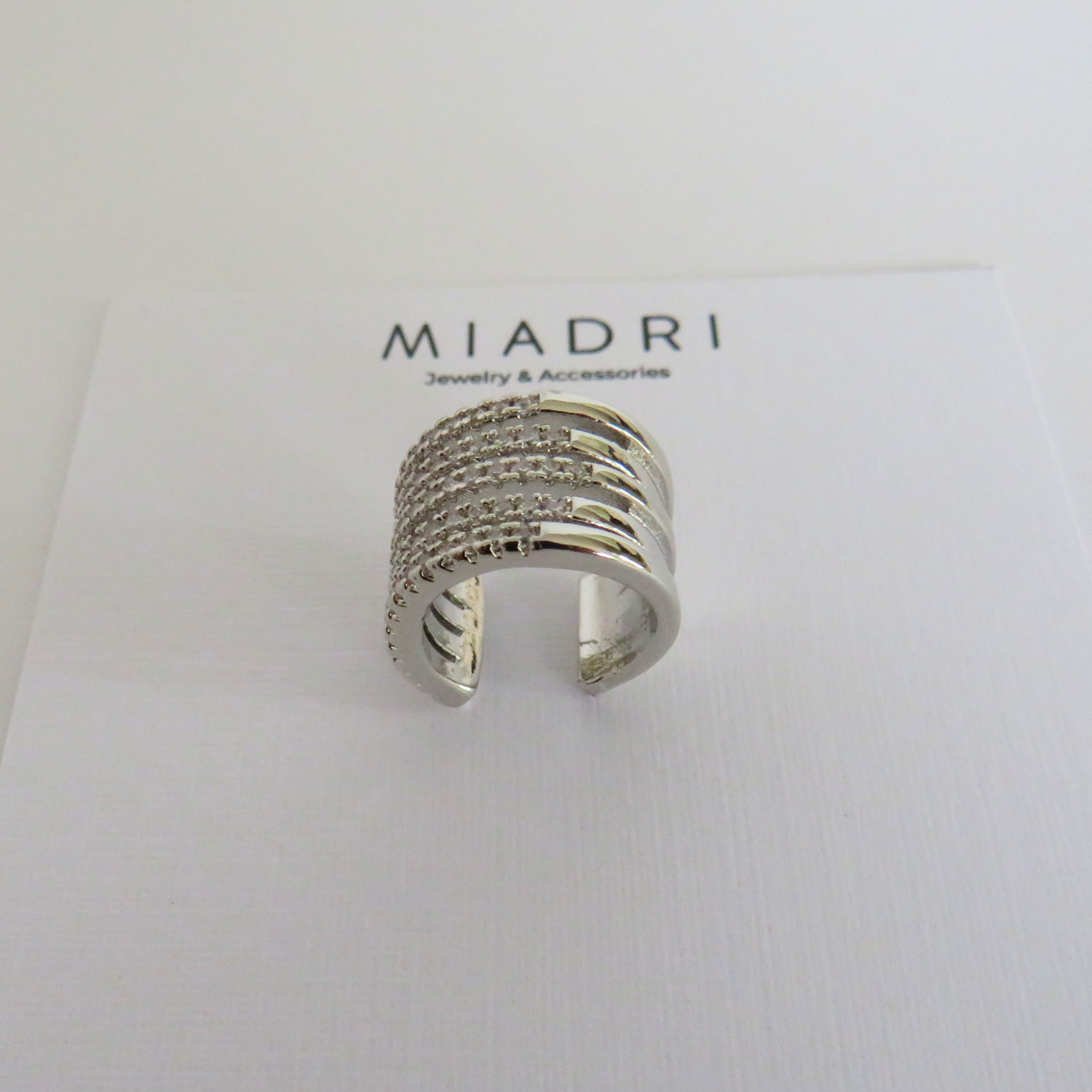 Ear cuff - Silver shine