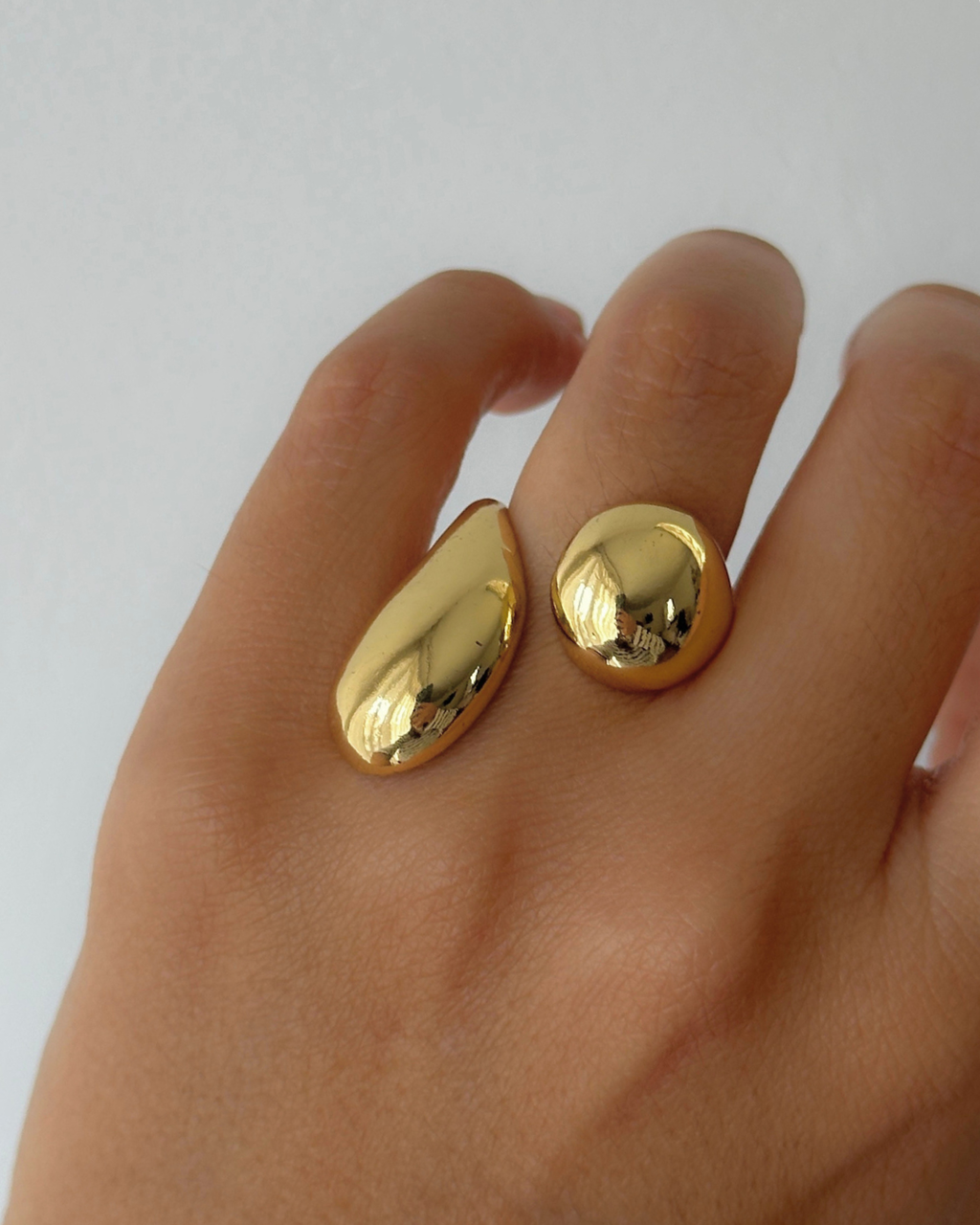 Drops Ring